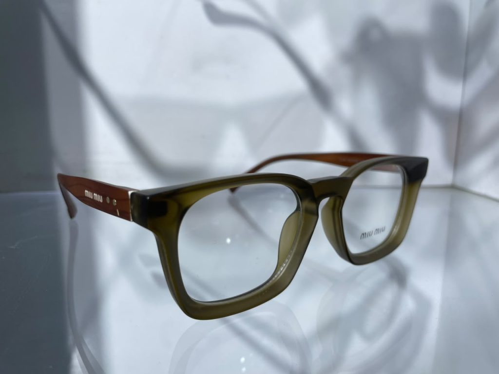 Premium Wooden Sunglass - জলপাই কালার